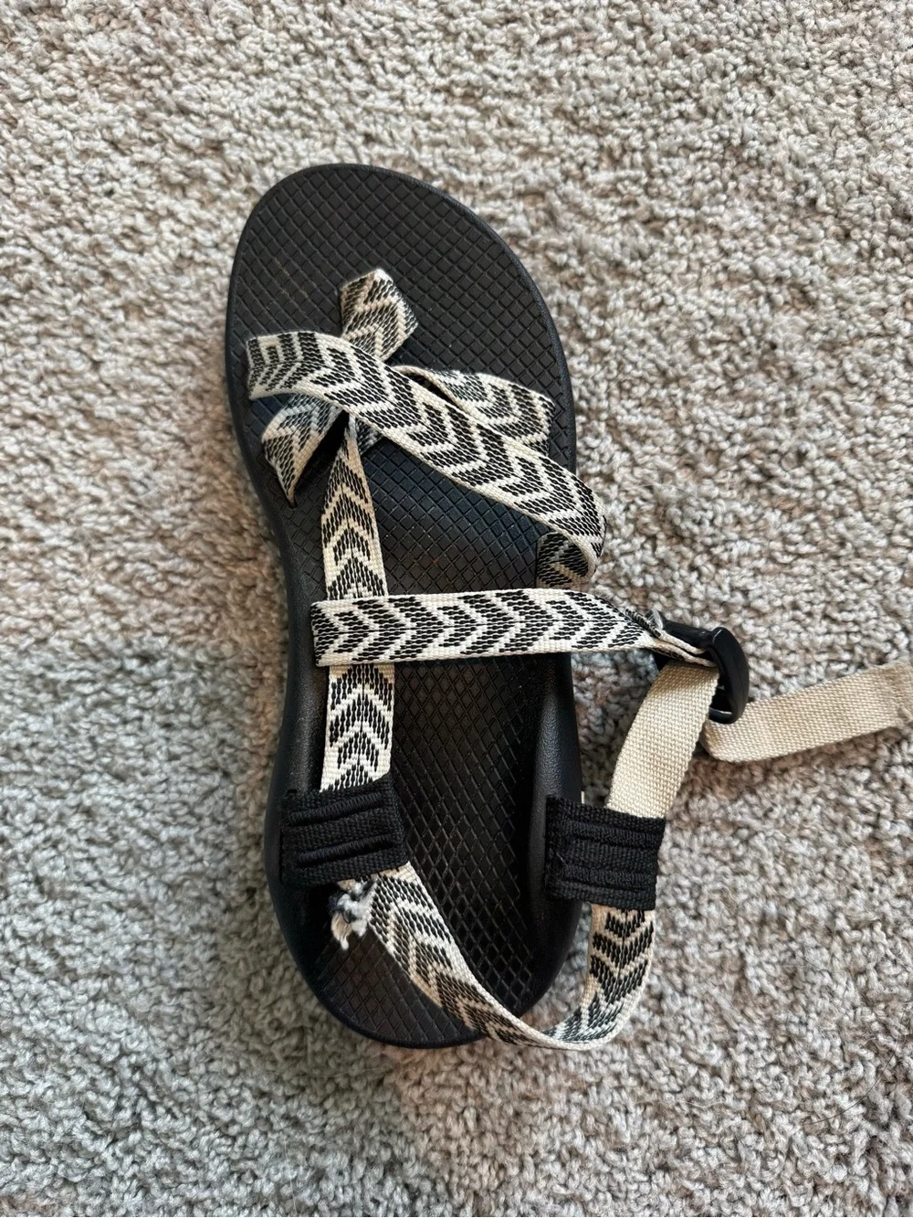 Chaco Z2 Women's Black Sandals with Adjustable Chevron Straps and Toe Loop